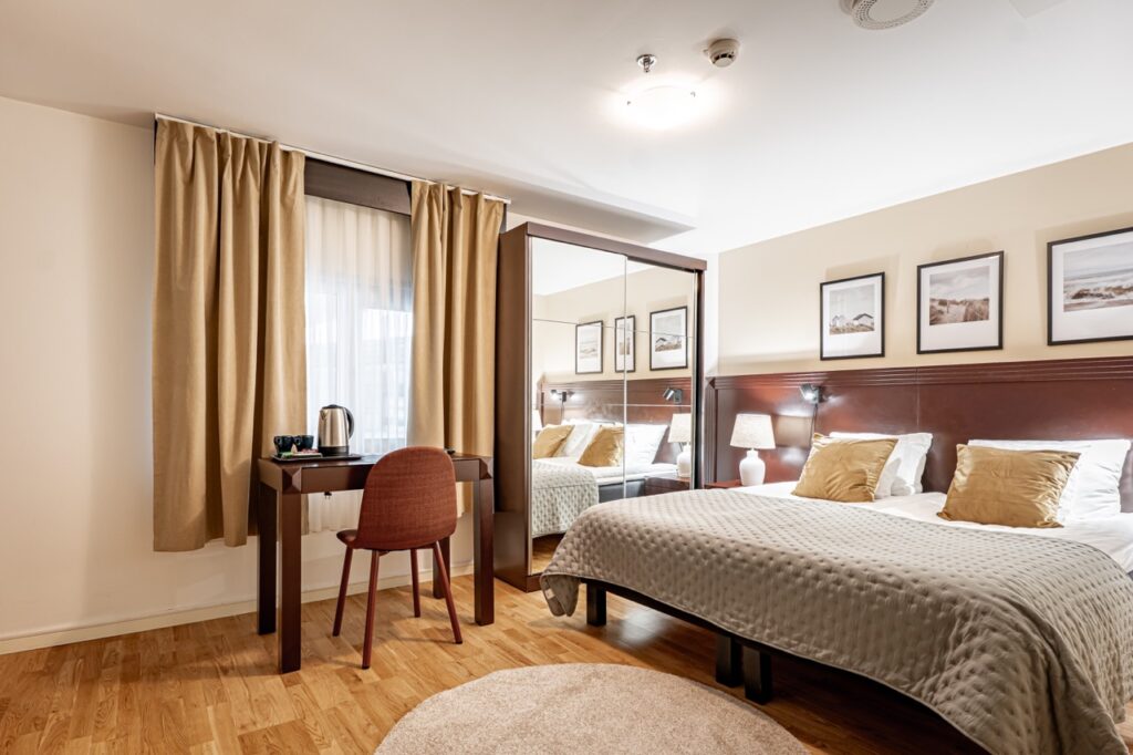 atrium medium2 — крупный размер Injoy Solna